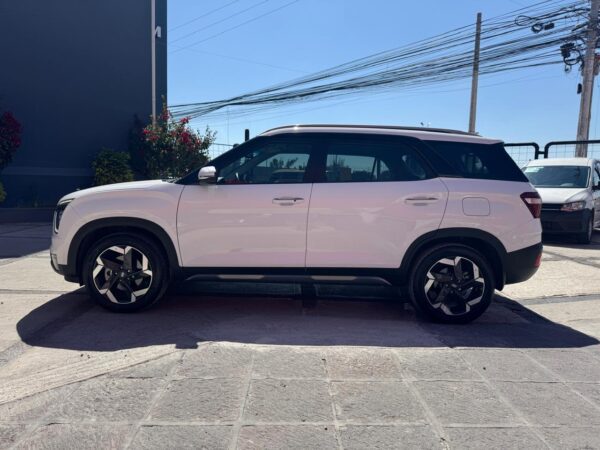 CRETA 2023 LIMITED - Imagen 8