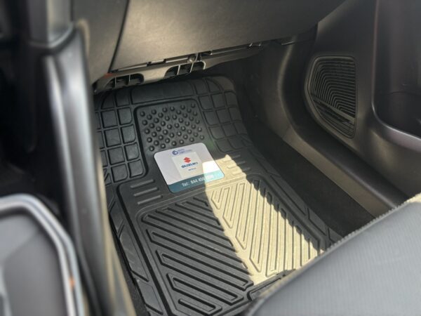 GRAND VITARA GLX 2024 - Imagen 16