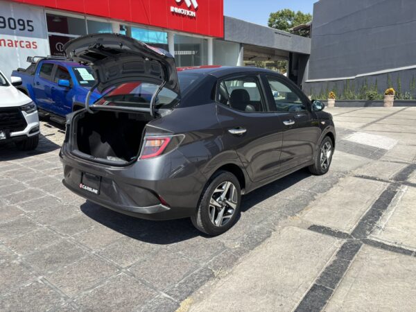 GRAND I10 GLS 2022 - Imagen 17