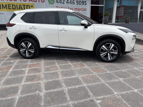 XTRAIL  PLATINUM PLUS 2024 - Imagen 5