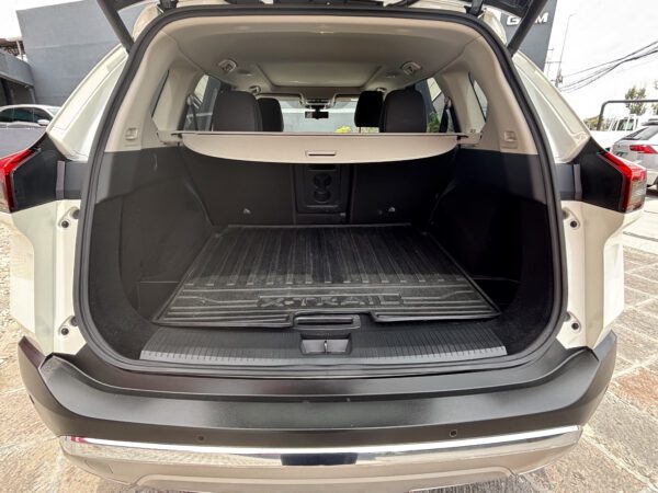 XTRAIL  PLATINUM PLUS 2024 - Imagen 9