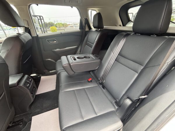 XTRAIL  PLATINUM PLUS 2024 - Imagen 11