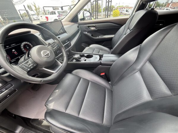 XTRAIL  PLATINUM PLUS 2024 - Imagen 13