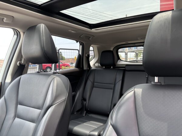 XTRAIL  PLATINUM PLUS 2024 - Imagen 19
