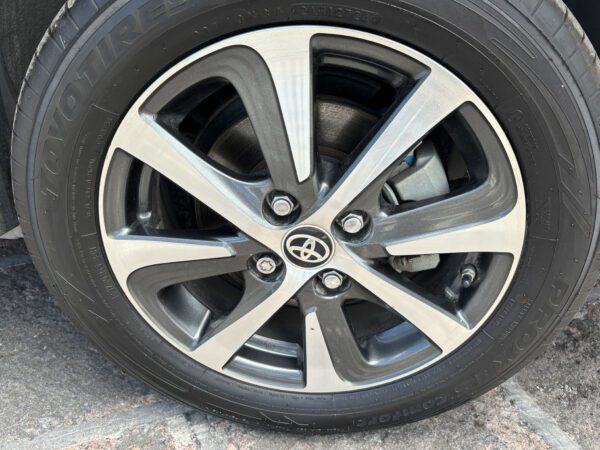PRIUS C 2021 - Imagen 8