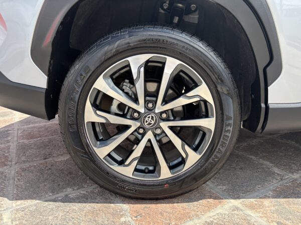 COROLLA CROSS XLE CVT 2024 - Imagen 19