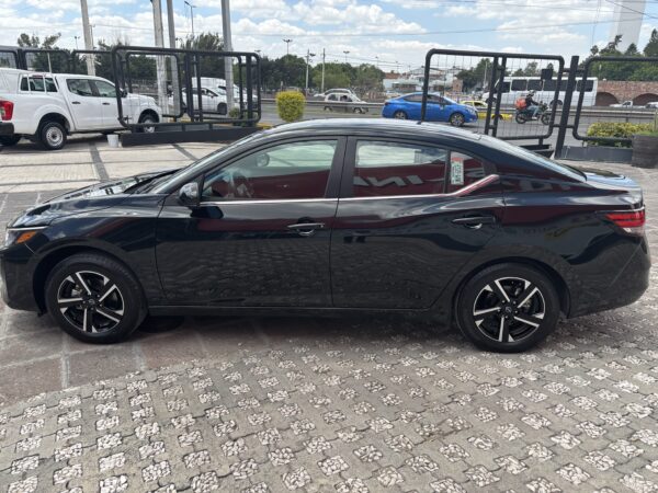 SENTRA ADVANCE CVT 2024 - Imagen 4