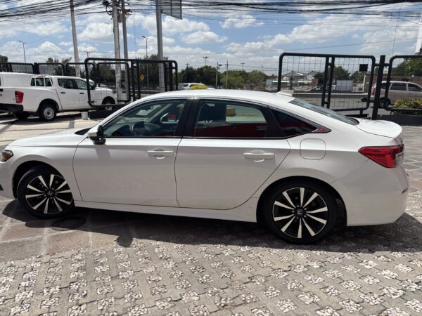 CIVIC SEDAN I STYLE T 2022 - Imagen 4