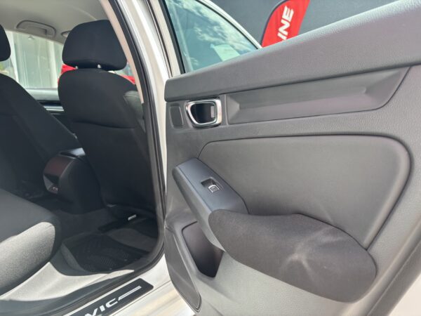 CIVIC SEDAN I STYLE T 2022 - Imagen 17