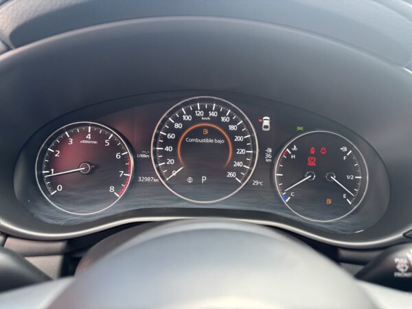 MAZDA M3H SG XAM 2023 - Imagen 17