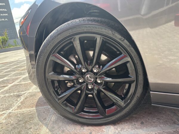 MAZDA M3H SG XAM 2023 - Imagen 6