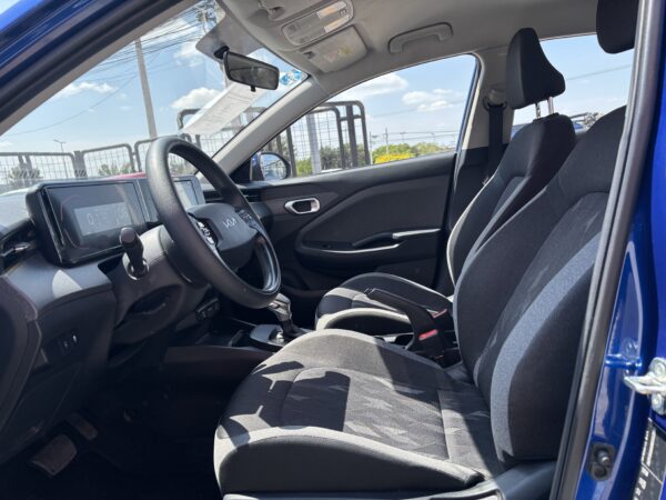 K3 LX SEDAN 2024 - Imagen 9