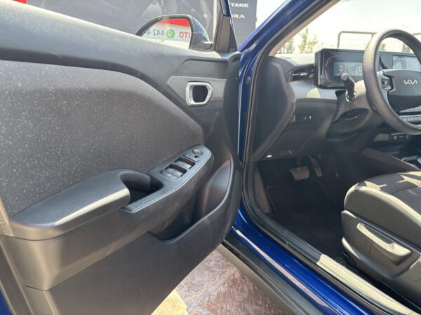K3 LX SEDAN 2024 - Imagen 10