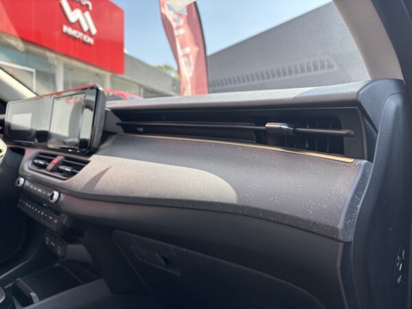 K3 LX SEDAN 2024 - Imagen 12