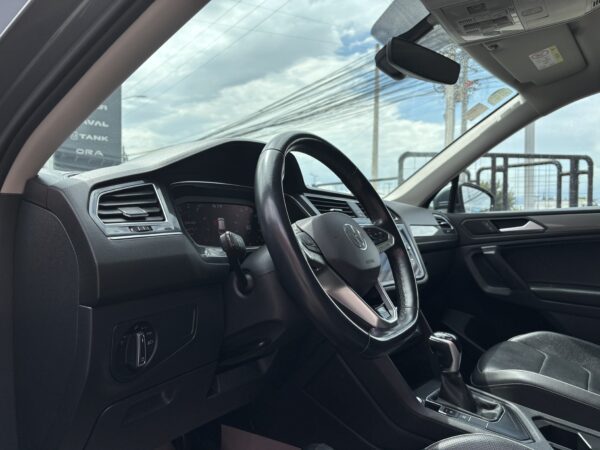 TIGUAN R-LINE DSG 2022 - Imagen 12
