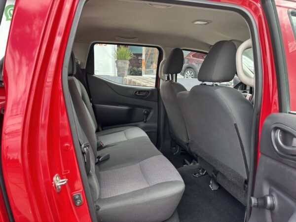 FRONTIER NP300 DOBLE CABINA S 2018 - Imagen 16