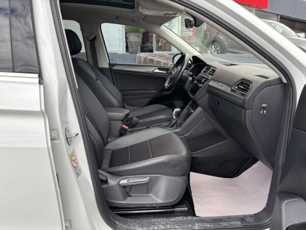 TIGUAN COMFORTLINE 1.4 LTS 2024 - Imagen 16