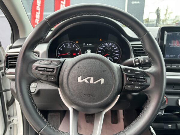 KIA RIO EX 2023 - Imagen 14