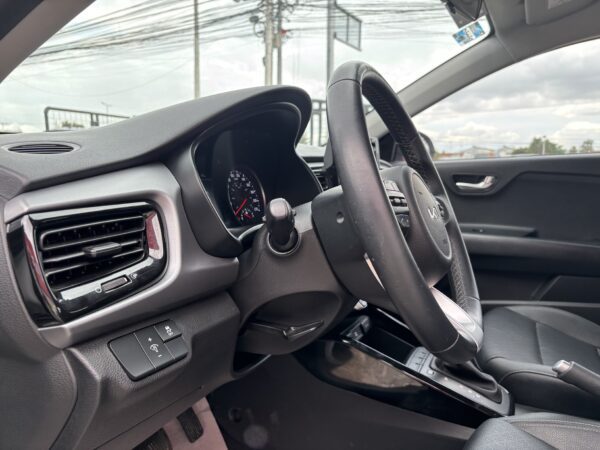 KIA RIO EX 2023 - Imagen 16
