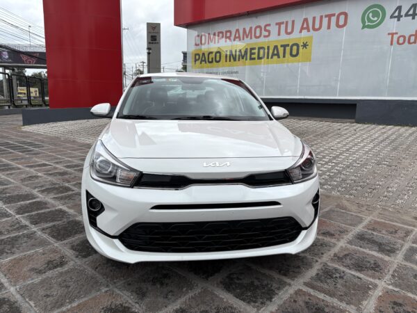 KIA RIO EX 2023 - Imagen 4