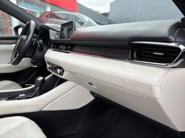 MAZDA 6 SIGNATURE 2020 - Imagen 14