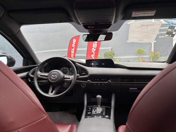MAZDA M3H CE XAM 2023 - Imagen 16