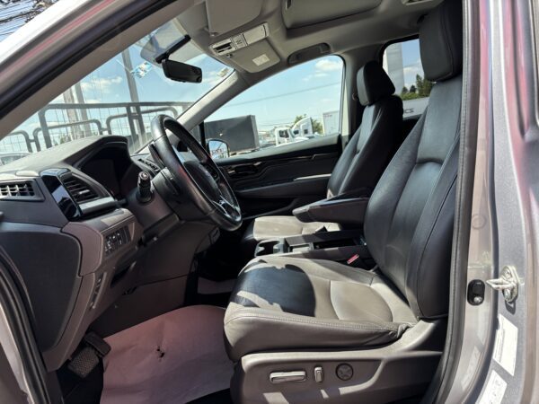 MINIVAN ODYSSEY TOURING 2019 - Imagen 6