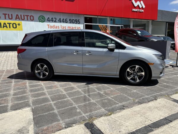 MINIVAN ODYSSEY TOURING 2019 - Imagen 3