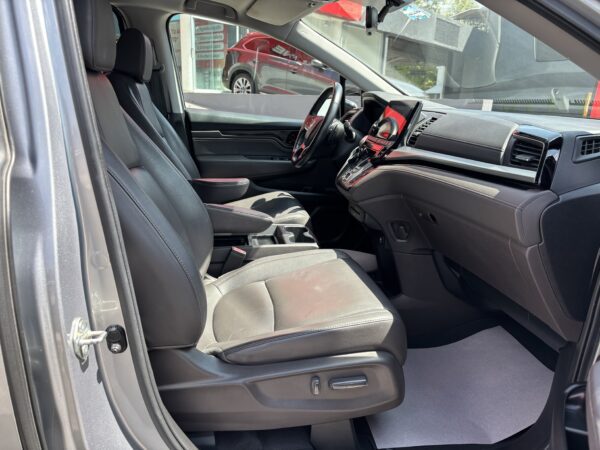 MINIVAN ODYSSEY TOURING 2019 - Imagen 7